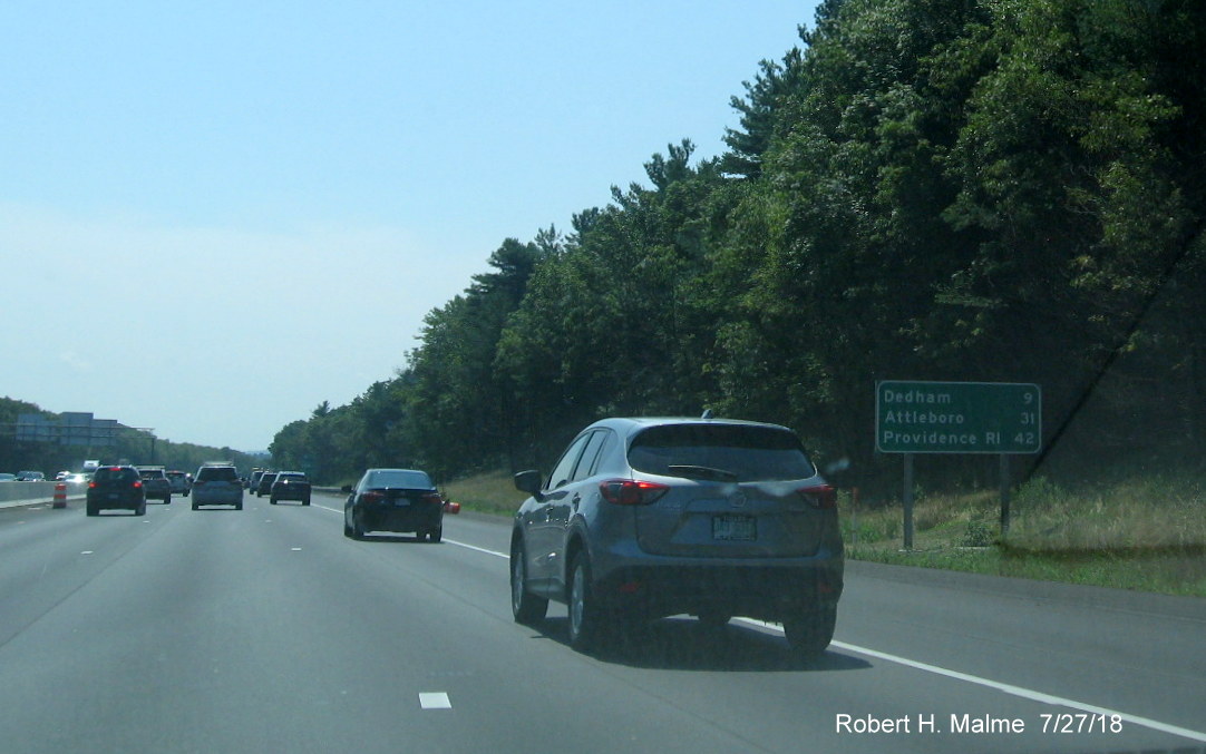 Image of newly placed post-interchange distance sign on I-93 South following on-ramp from Kendrick St in Add-A-Lane Project work zone in Needham