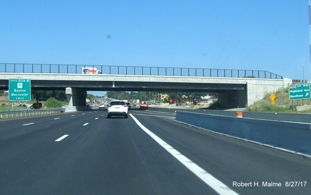 Image taken of construction along I-95 North approaching Highland Ave in Add-A-Lane Project work zone in Needham