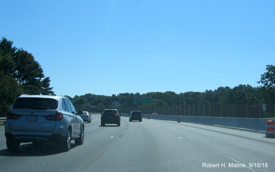 Image of 4 lanes of traffic now available at Highland Ave interchange on I-95 South in Add-A-Lane Project work zone in Needham