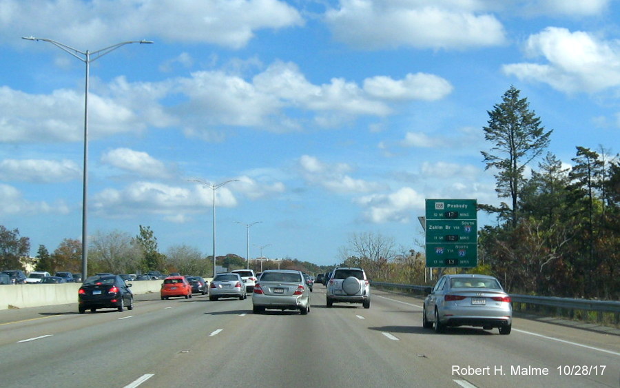 Image of activated Real Time Traffic sign on I-95 North in Woburn