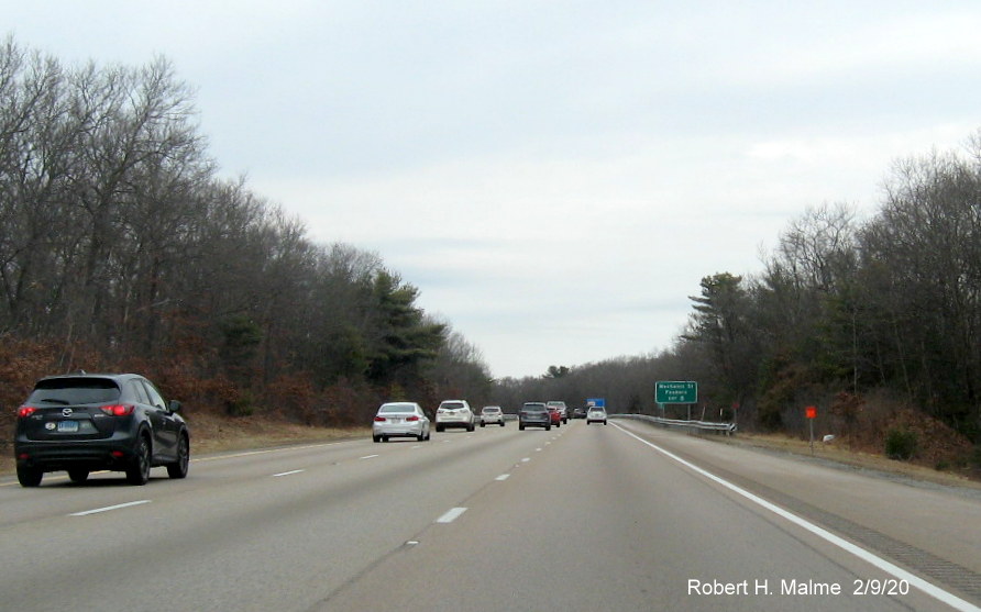 Image of orange contractor tag marking future site of 1-mile advance overhead sign for South Main Street exit on I-95 North in Foxboro
