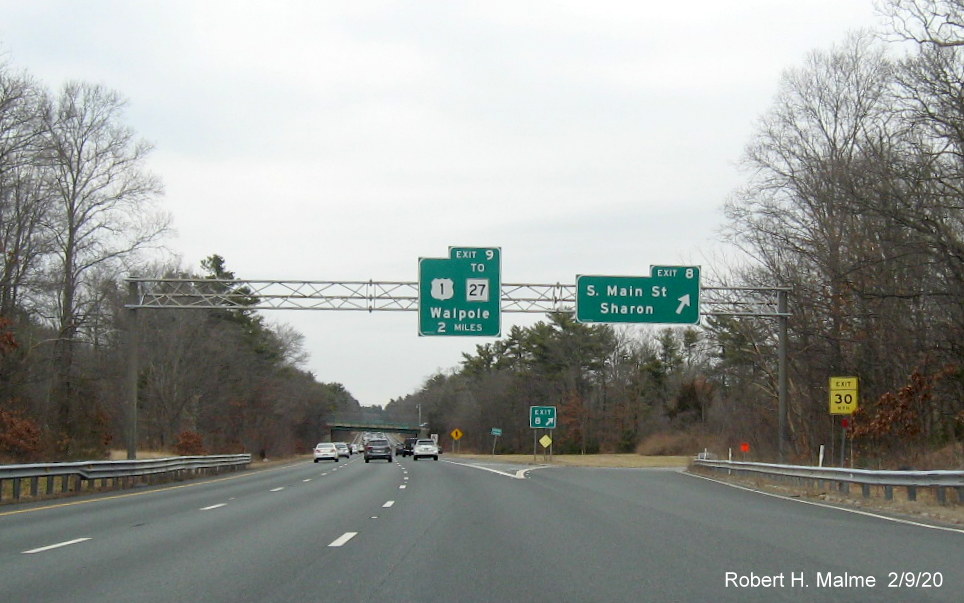 Image of orange contrator tag marking future location of overhead ramp sign for South Main Street exit on I-95 North in Sharon
