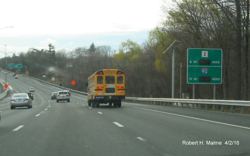 Image of newly placed RTT sign along I-95/128 South in Burlington