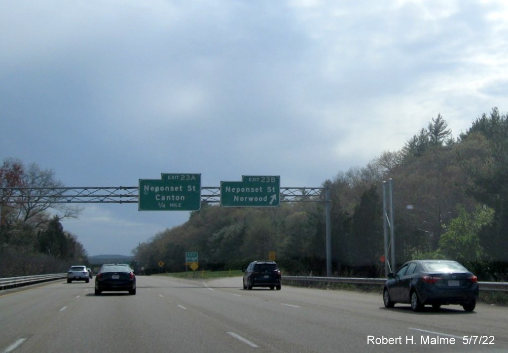 Image of newly placed support post for future overhead signage at ramp to Neponset Street Norwood exit on I-95 South in Canton, May 2022