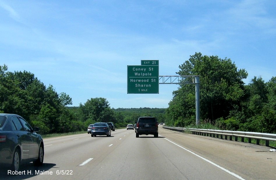 Image of new 1 mile advance overhead sign for Coney Street/Norwood Street on I-95 South in Canton, June 2022