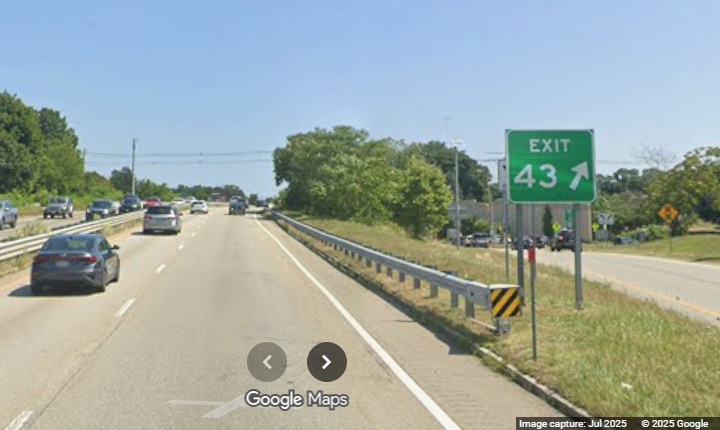 Image of new gore sign for the MA 62 exit on MA 128 North in Danvers, Google Maps Street 
	View, July 2025