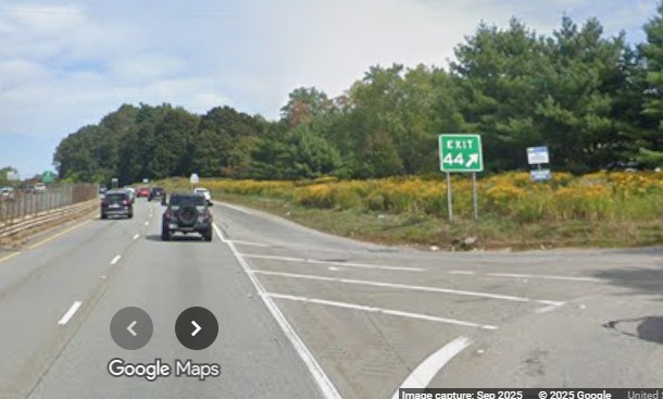 Image of new gore sign for the Trask Lane exit on MA 128 North in Danvers, Google Maps 
	Street View, September 2025