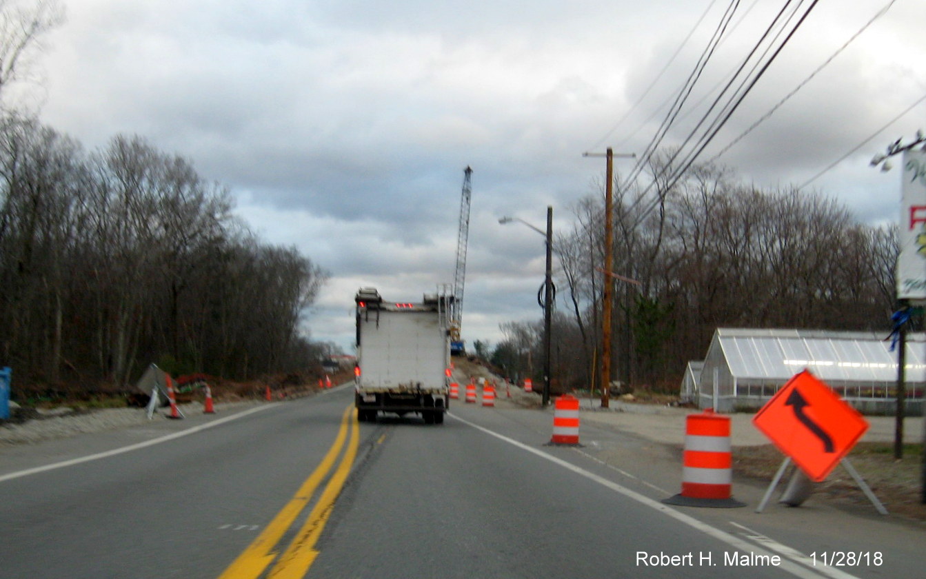 Image of sign indicating new traffic pattern on MA 18 South prior to commuter rail bridge in widening project work zone in Weymouth