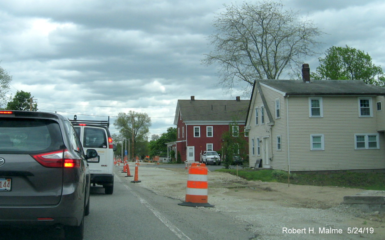 Image of construction along MA 18 South in Add-A-Lane Project work zone between Middle Street and Park Drive