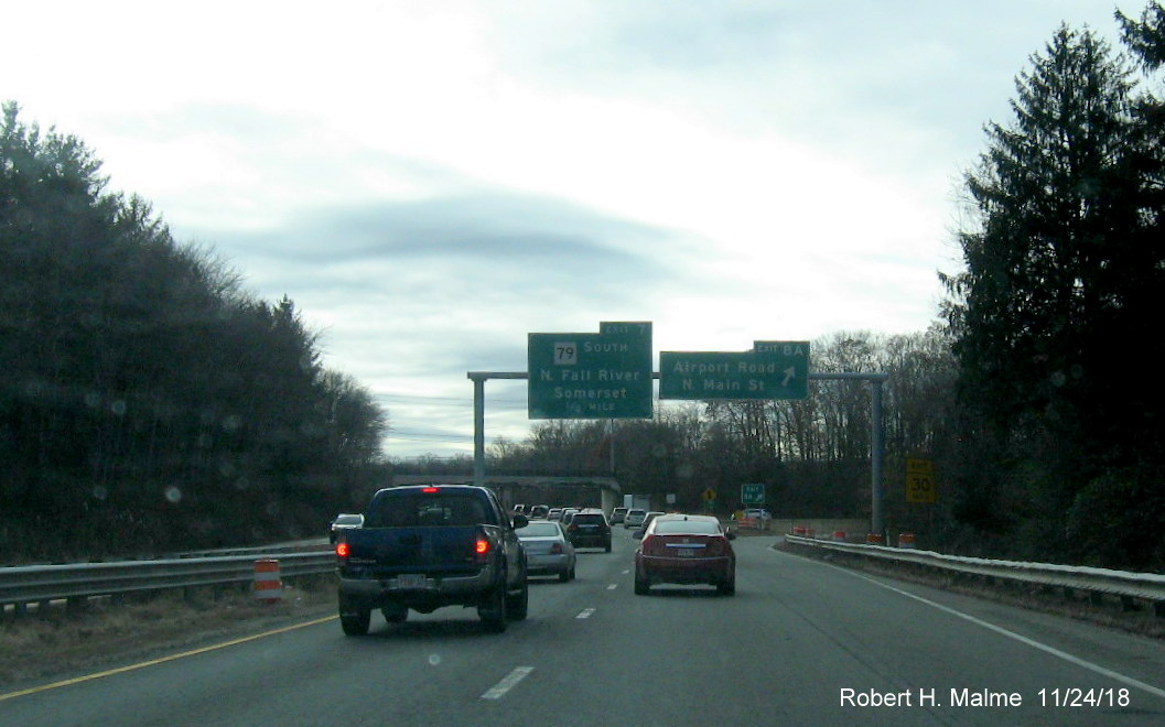 Image of overhead signage for Airport Rd/No. Main Street and MA 79 South on MA 24 South in Fall River in Nov. 2018