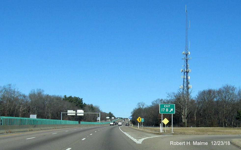 Image of newly placed exit gore sign for MA 123 West exit on MA 24 North in Brockton