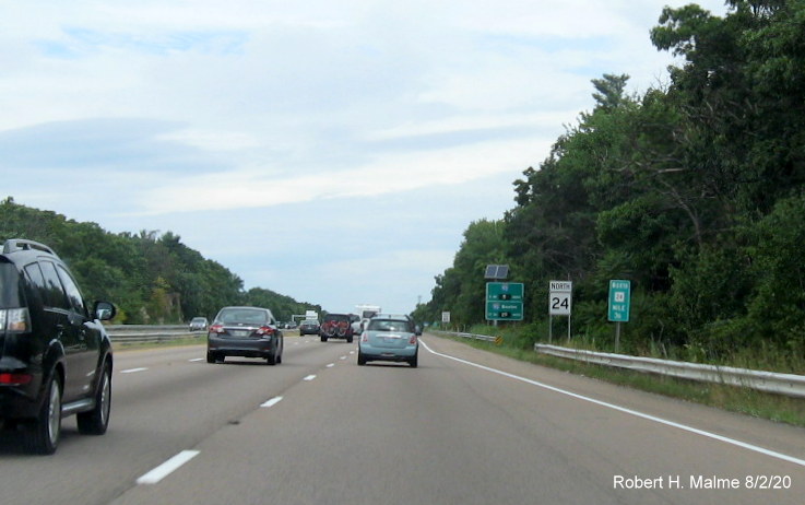 Image of North MA 24 reassurance marker following ramp from Central Street on MA 24 North in Stoughton, August 2020