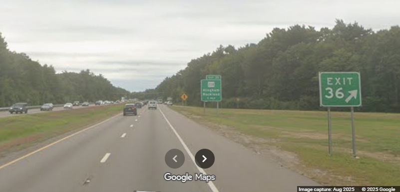 Image of new gore sign for the Derby Street exit on MA 3 South in Hingham, Google Maps 
	Street View, August 2025