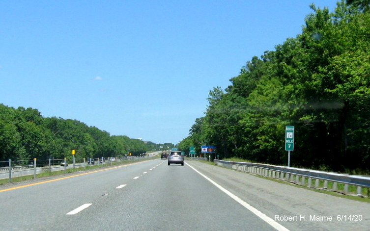 Image of newly installed North RI 24 Mile 7 marker in Tiverton, taken June 2020