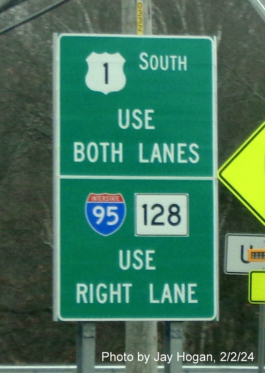 Image of recently placed ground mounted guide sign for I-95 South/MA 128 North exit on US 1 North in Lynnfield, by Kevin Manfra, February 2024