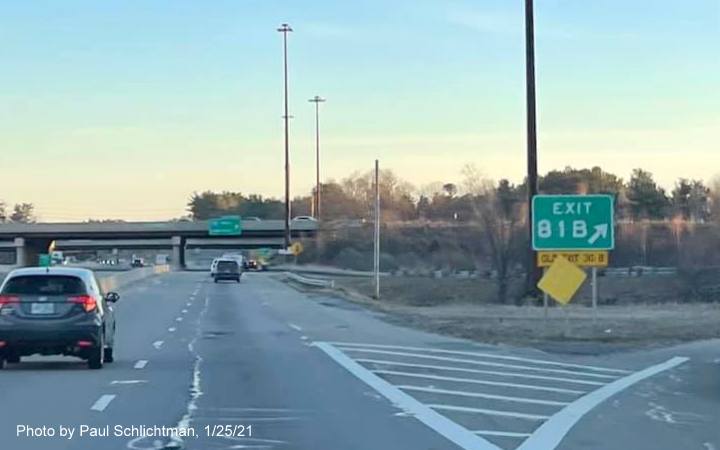 Image of gore sign for I-495 South exit with new milepost based exit number and yellow old exit number sign below on US 3 South in Chelmsford, by Paul Schlictman, January 2021