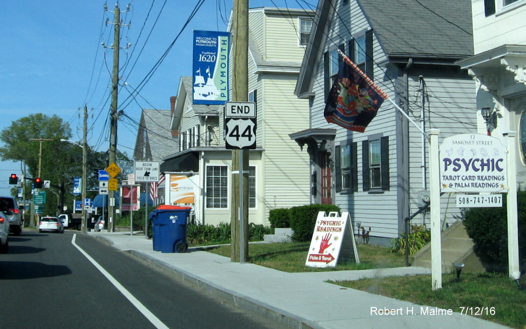 Image of End US 44 sign at intersection with MA 3A in Plymouth