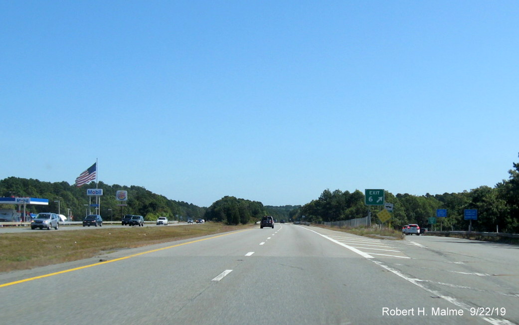 Image of new gore sign for MA 132 exit on US 6 East in Barnstable in Sept. 2019