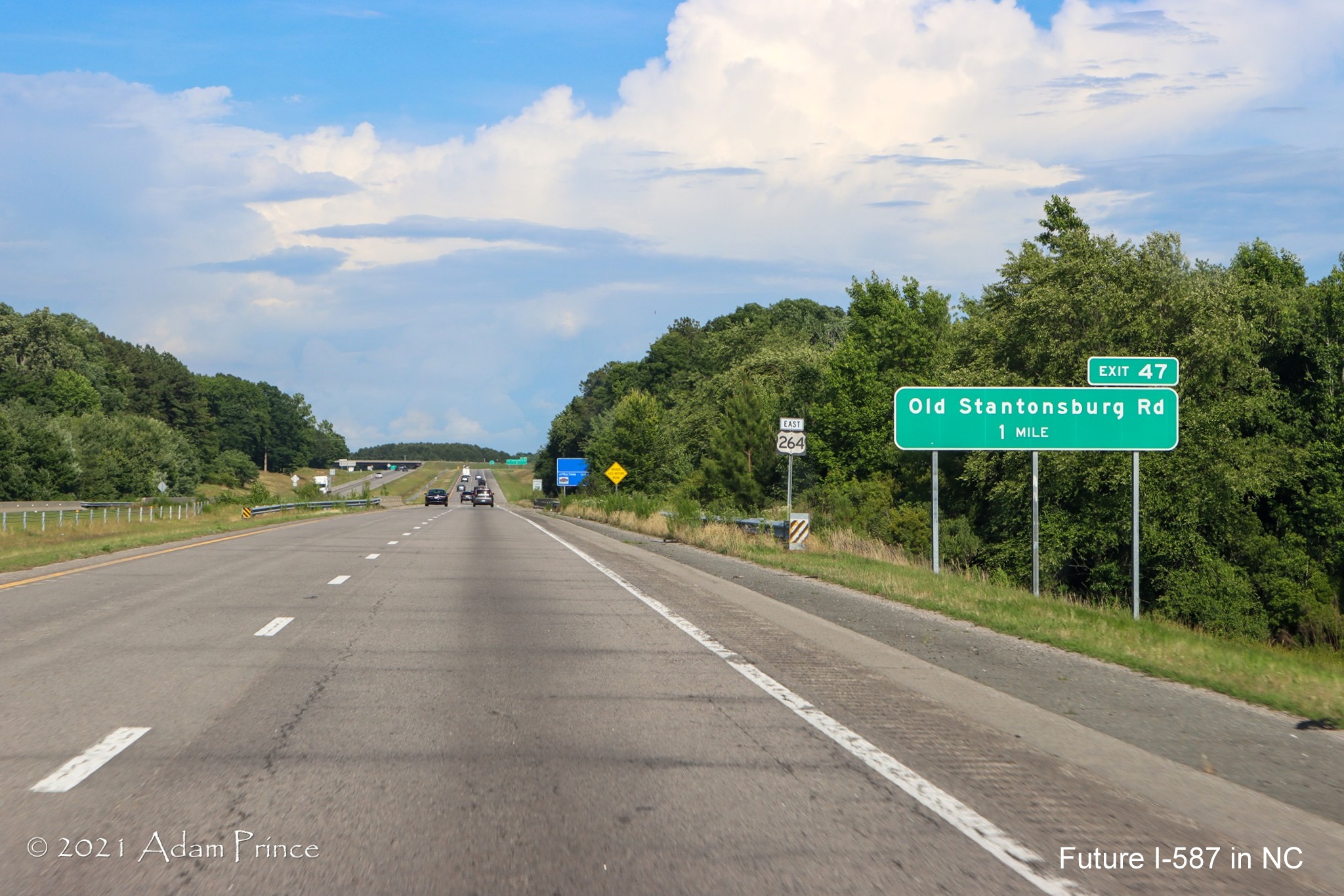 1 Mile advance sign for Old Stantonsburg Road exit on US 264 (Future I-587) 
	East in Greene County, photo by Adam Prince, June 2021