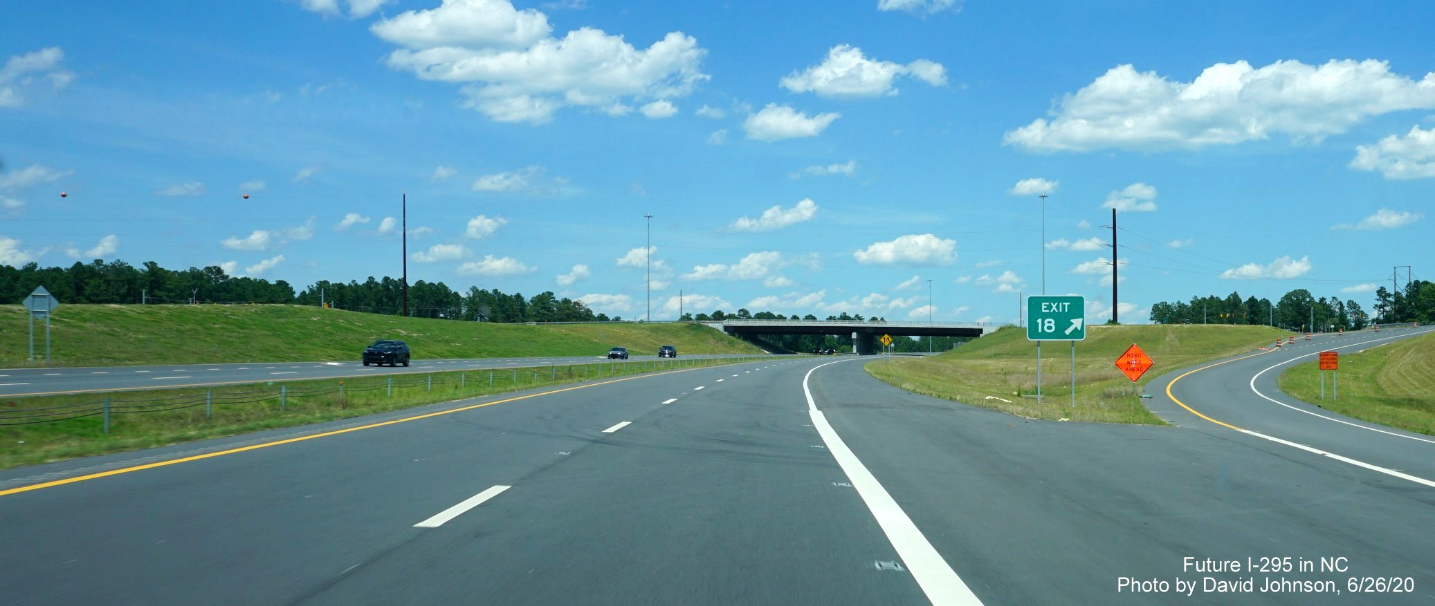 Image of gore sign and off-ramp from NC 295 (Future I-295) North roadway for Canopy Lane exit in Fort Bragg, by David Johnson June 2020