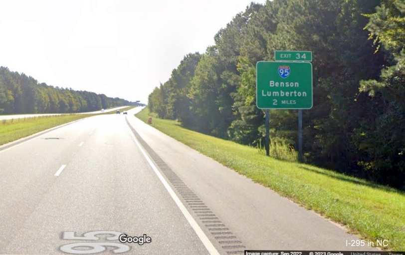 Image of ground mounted 2 miles advance sign for I-95 exit on I-295 North, Google Maps Street View, 
        September 2022