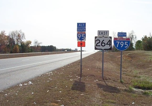 Photo of the first I-795 shield to appear on the US 264 East section of I-795 in 
         December 2007