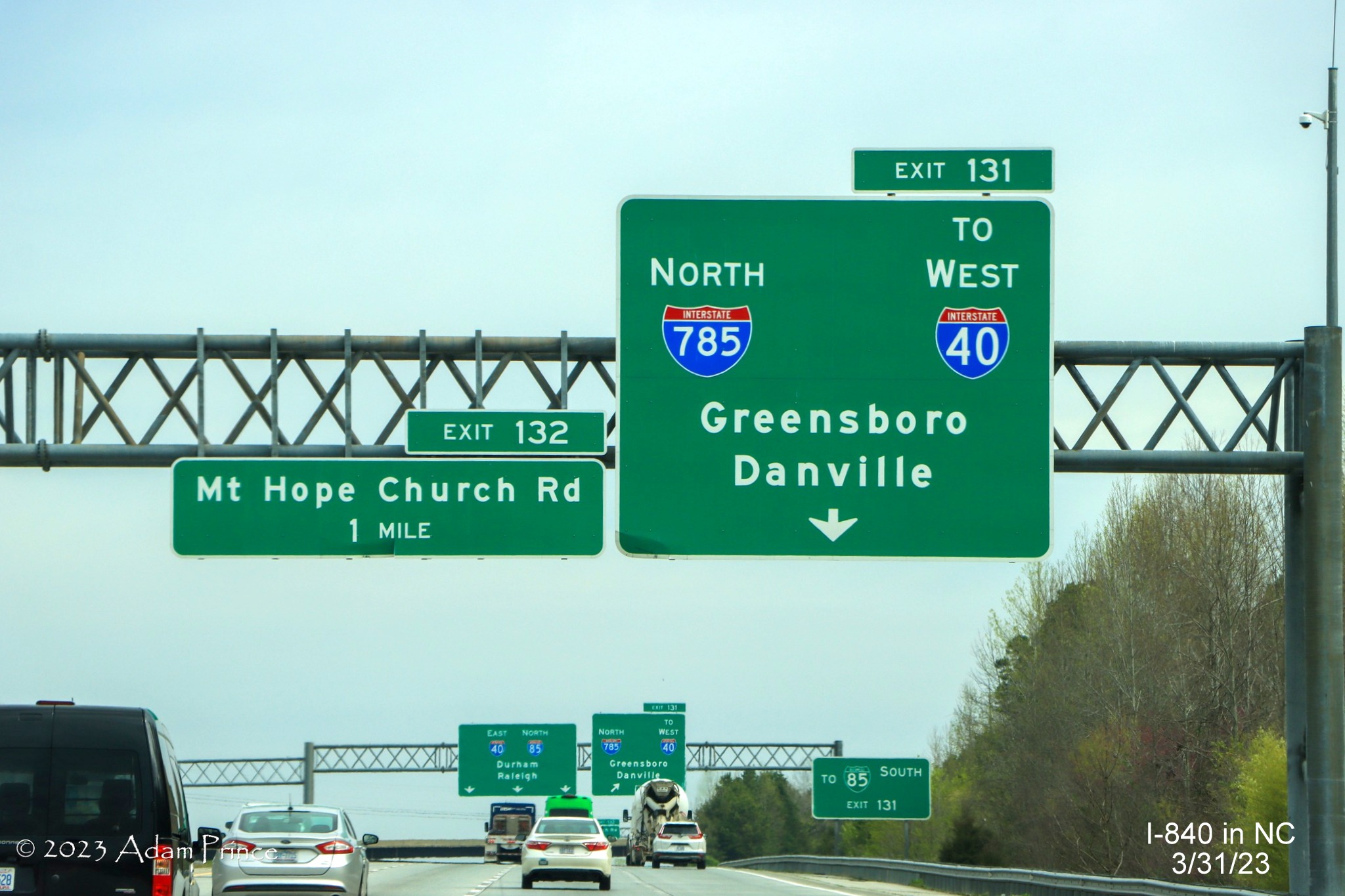 Image of overhead exit sign for northern section of Greensboro Loop on I-85 North still missing 
                                              I-840 shield, Adam Prince,  March 2023