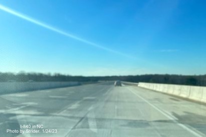 Image of new West I-840 section of Greensboro Urban Loop after the US 29 exit, photo by Strider, January 2023