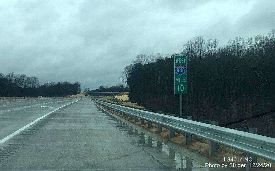 Image of West I-840 mile marker on newly opened segment of Greensboro Urban Loop between Lawndale Drive and North Elm Street, photo by Strider, December 2020