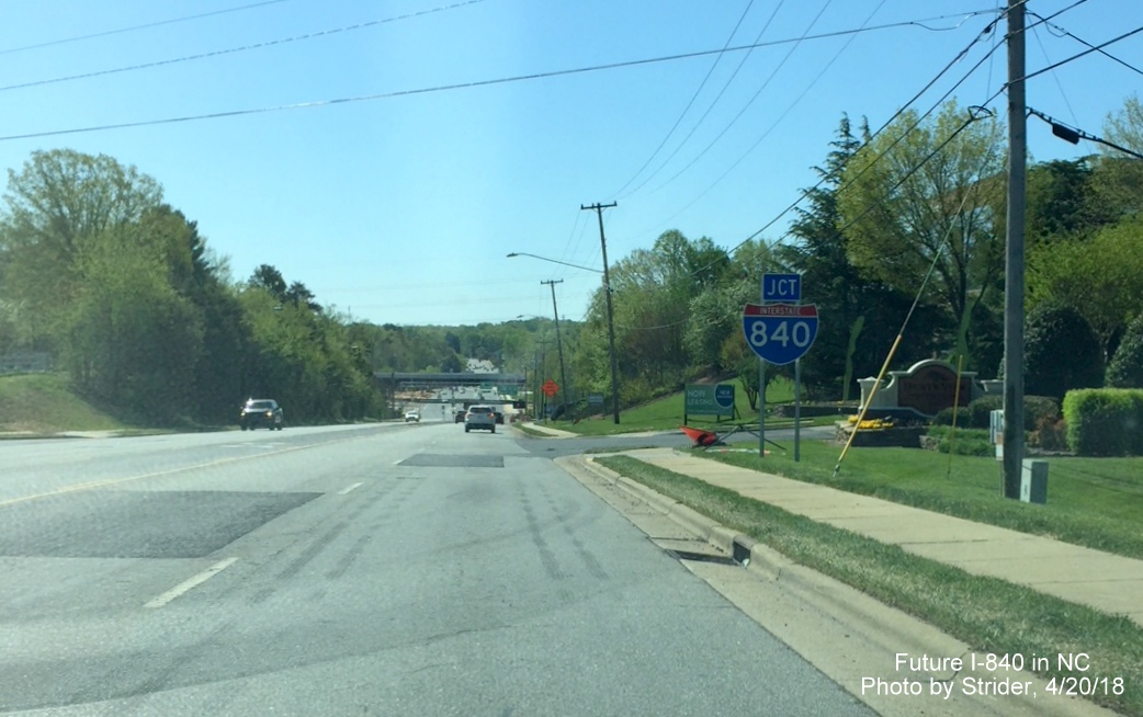 Image of Jct I-840 trailblazer ahead of newly opened interchange with I-840/Greensboro Urban Loop, by Strider