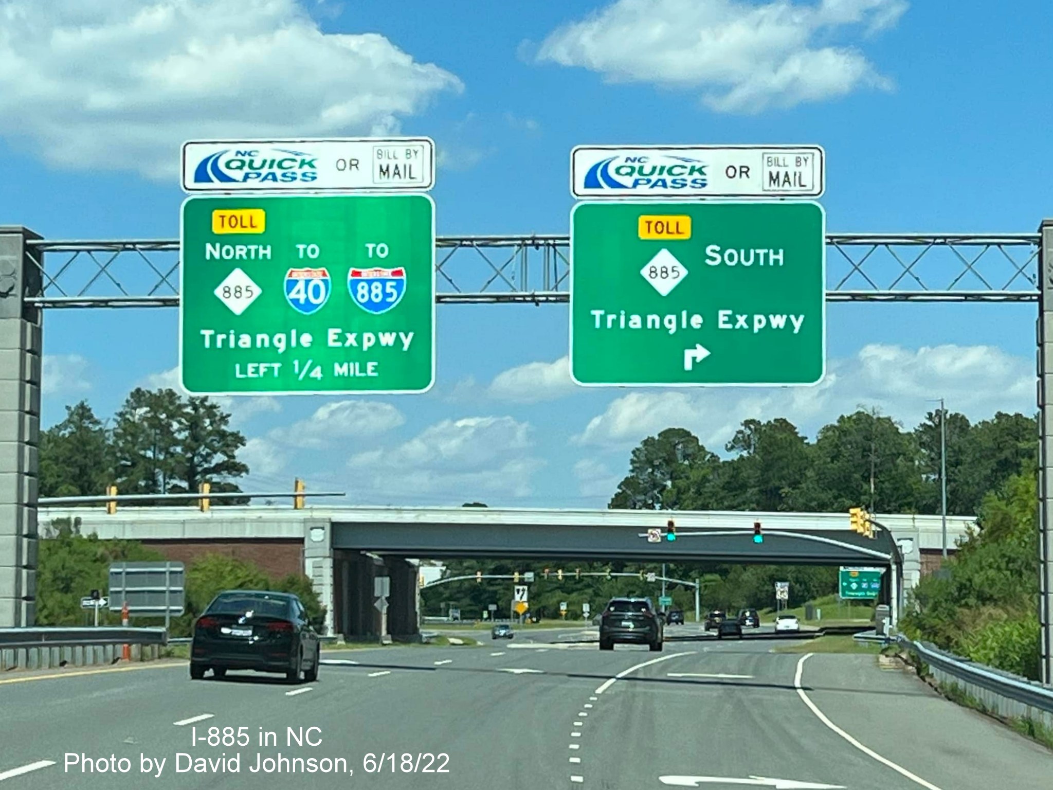 Image of NC 885 shields replacing NC 147 at entrance ramps to Triangle Expressway on Hopson Road in Durham, by David Johnson, June 2022
